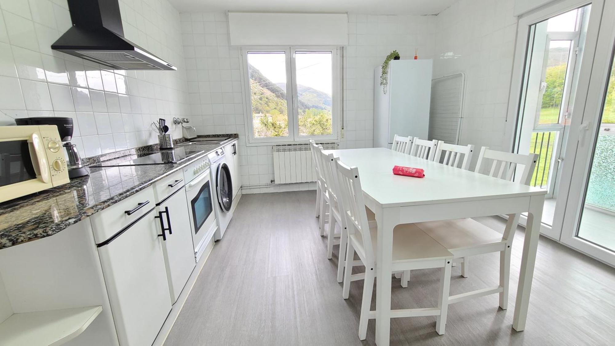 Апартаменти Casa Renovada Con Chill Out En Espinosa Еспіноса-де-лос-Монтерос Екстер'єр фото